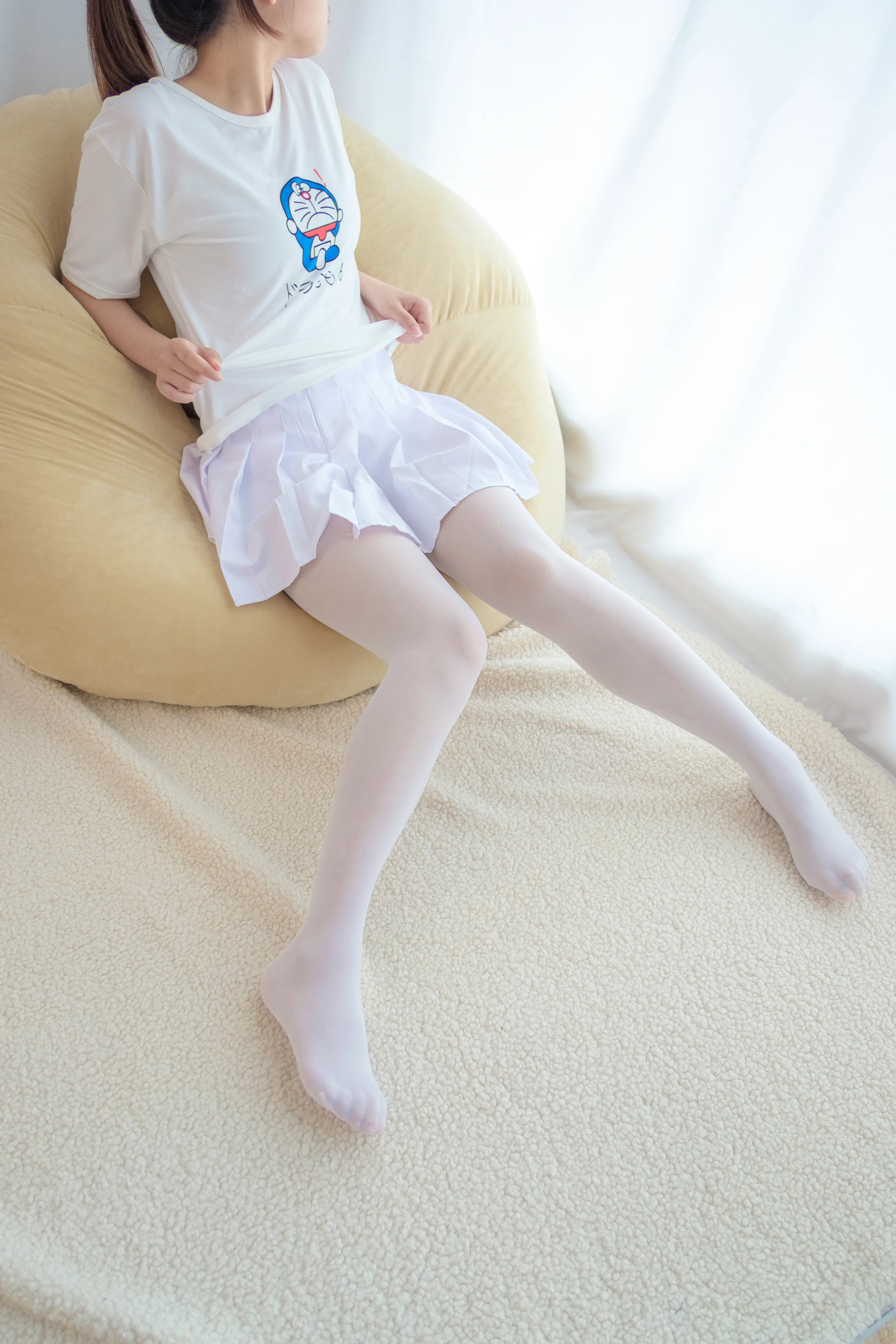 森萝财团 [R15-006] 水嫩嫩的白丝美足 [71P]插图1
